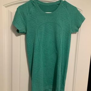 Lululemon Swiftly Tech Short Sleeve